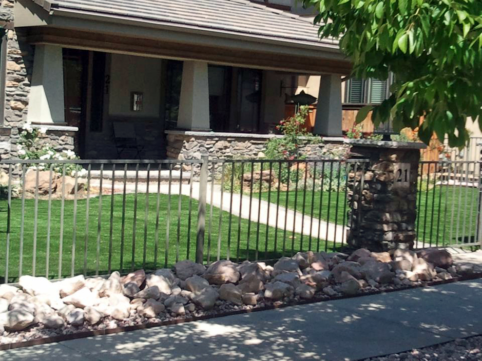 Green Lawn Fairfield Tennessee Landscape Rock Front Yard Ideas